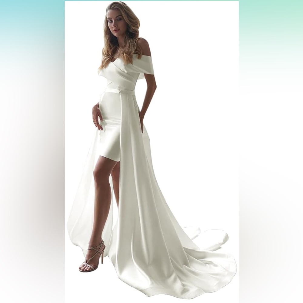 New! Off Shoulder Wedding Dress with Detachable Train